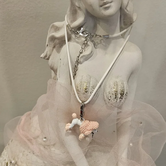 POODLE LOVE PINK WHITE CORDED NECKLACE - Picture 5 of 5